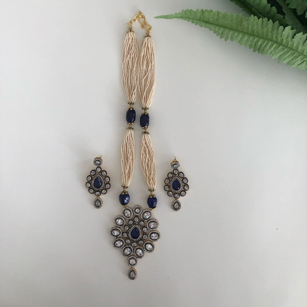 Indian style necklace & earrings